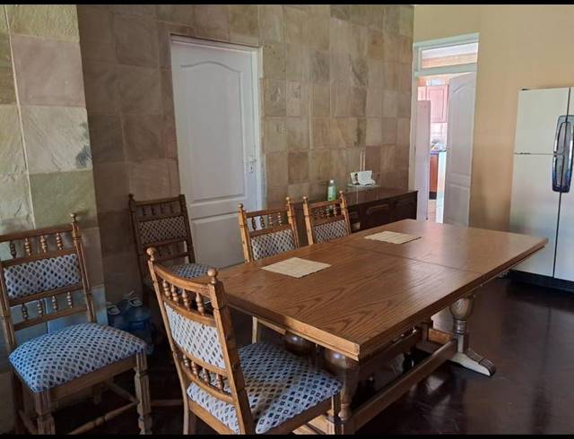 3 BEDROOM HOUSE FOR SALE IN KENSINGTON